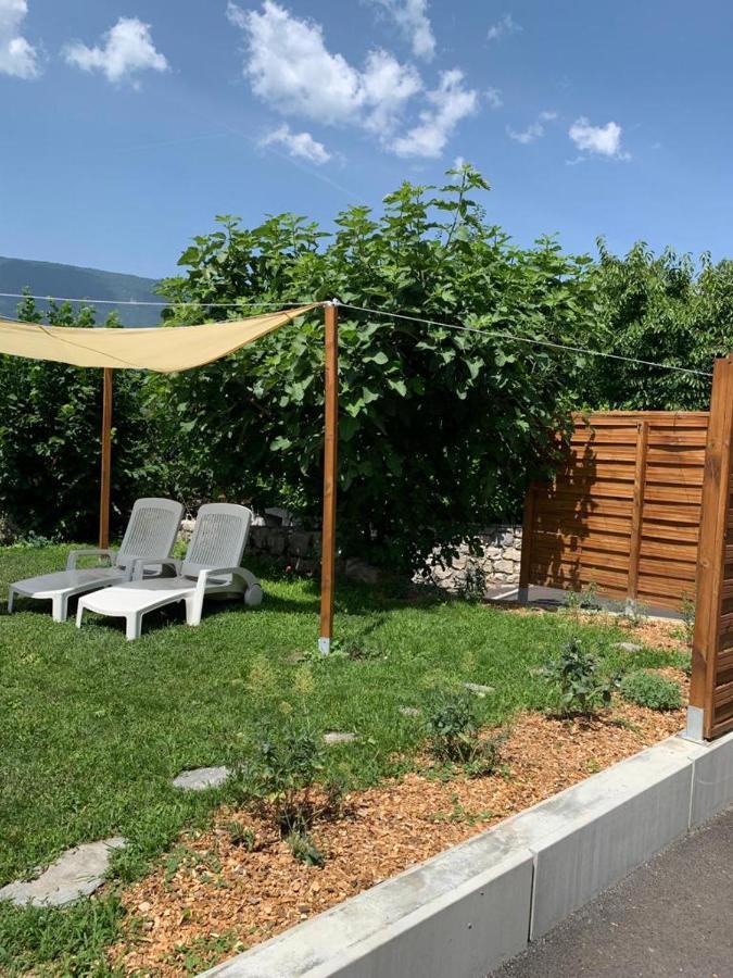 Appartement Avec Jacuzzi Hammam Sauna Privatise Au Rez De Chaussee Ds Maison A Voglans A 2 Kilometres Du Lac Du Bourget En Savoie Entre Chambery Et Aix Les Bains Cure Thermale Екстер'єр фото
